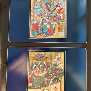 A collectible & rare Scully & Scully vintage
Made in England Table Mats Set of 4